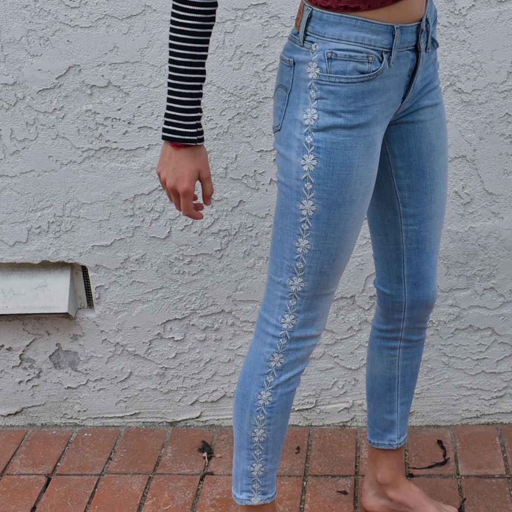Levi Strauss White Embroidered Skinny Jeans